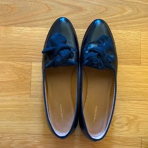 Mansur Gavriel black bow loafers in size 38.